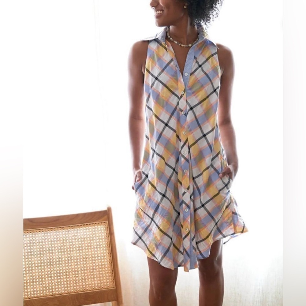 Finley | Summer Plaid sleeveless shirt dress Scoop hemline Womens size M stretch